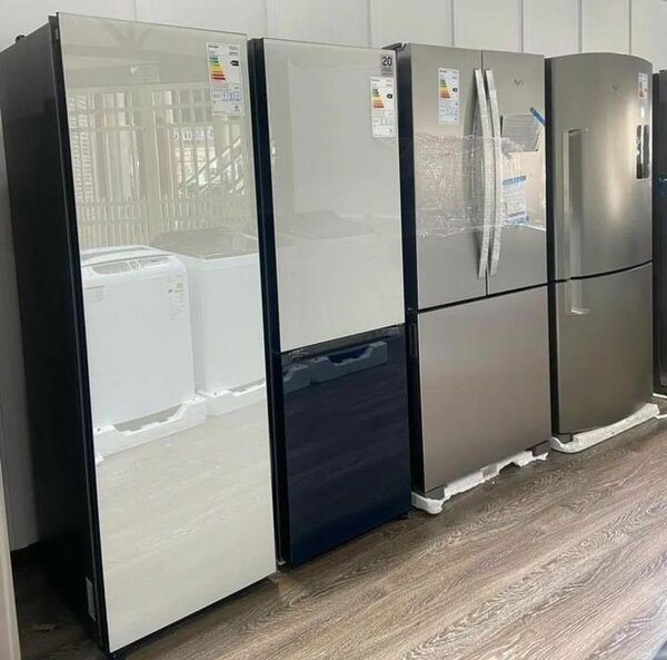 Hisense Double Door fridge