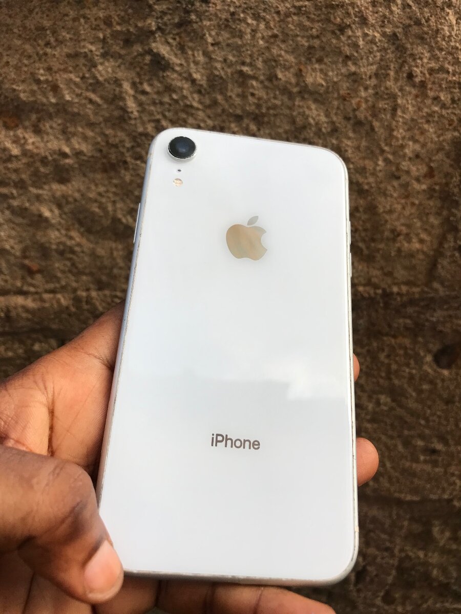 iPhone XR