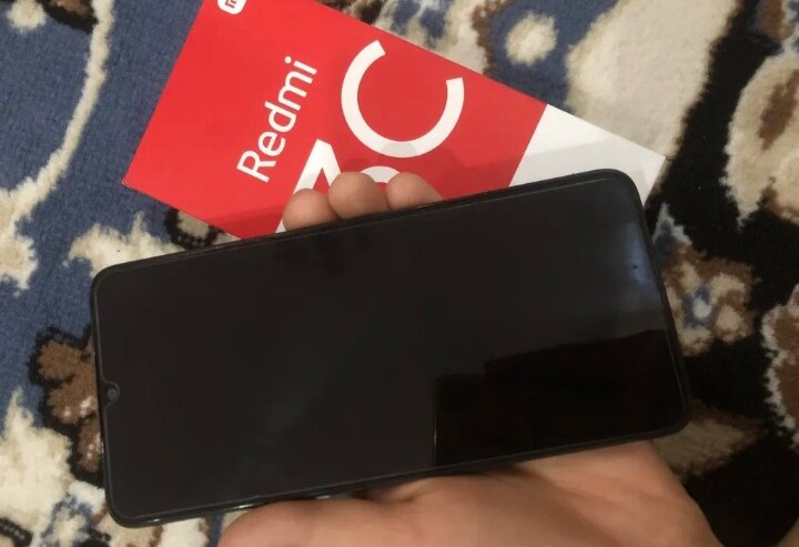 Продаю Redmi 13c память 256г