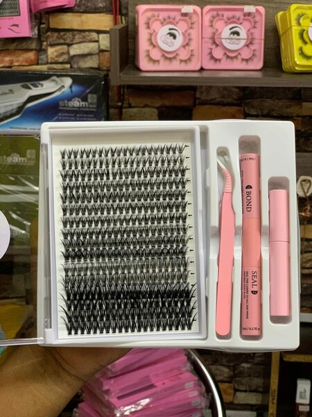 Lash clusters set with glue