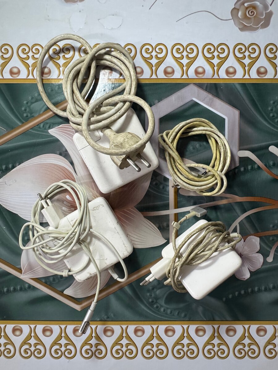 Chargeurs d'ordinateur portable Apple