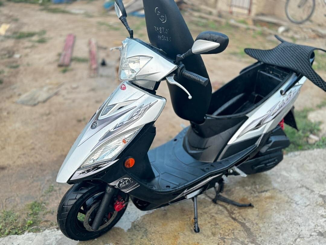 Kymco G5