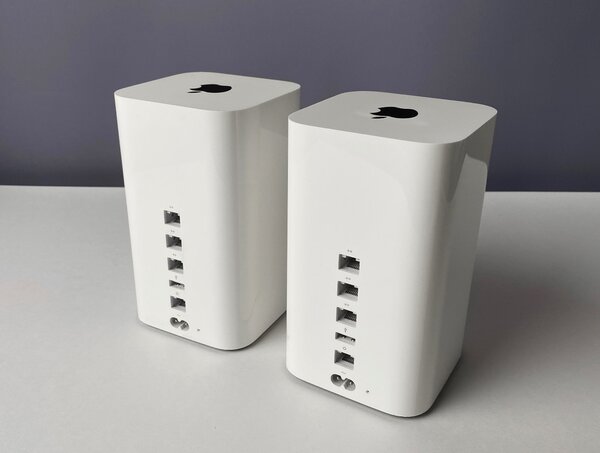 Роутер c жестким диском от Apple - Airport Time Capsule 2/3T
