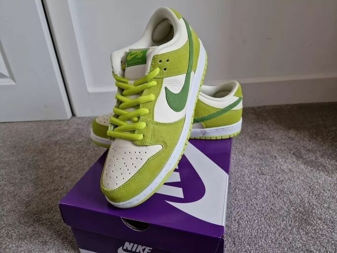 Nike SB Dunk Low Green Apple -