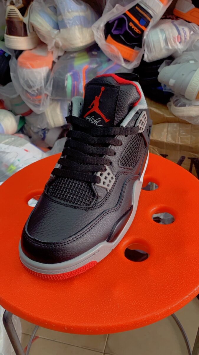 Jordan 4 rethro black