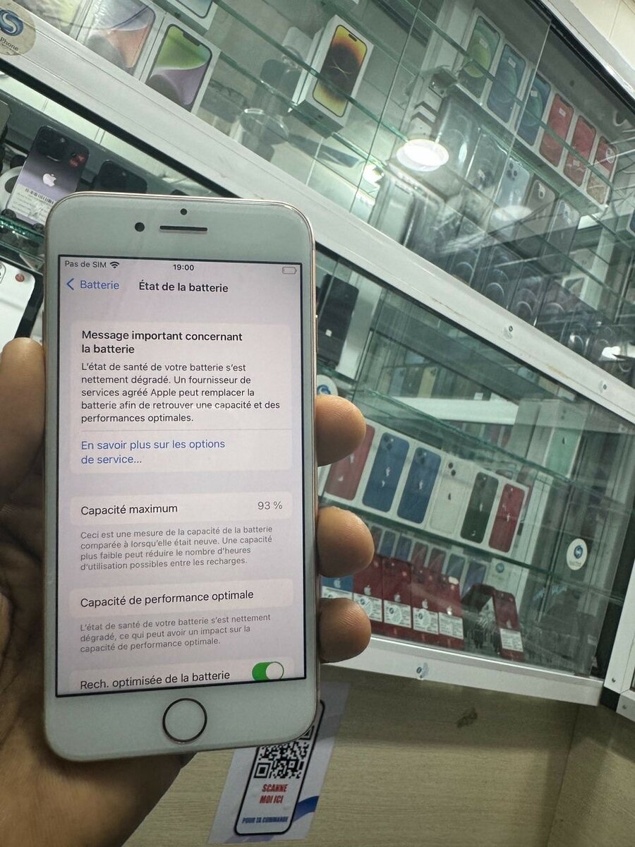 iPhone 8 64g très propre