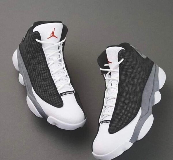 Chaussures Air Jordan 13