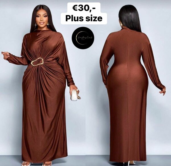 Robe longue plissée grande taille
