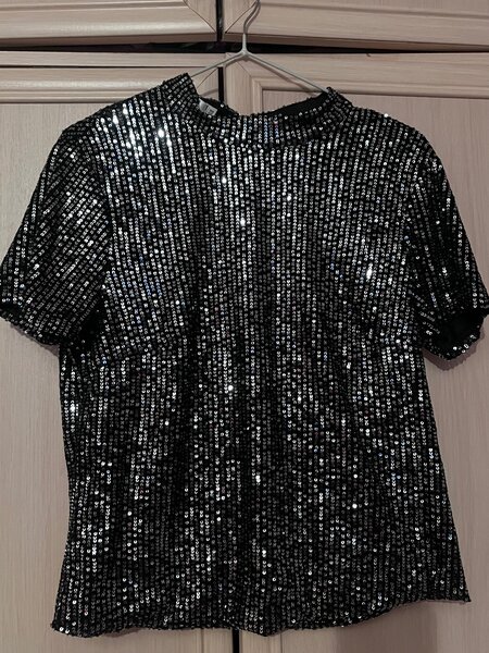 Новая кофточка с пайетками!