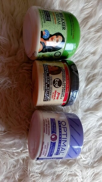 Crème défrisante cheveux