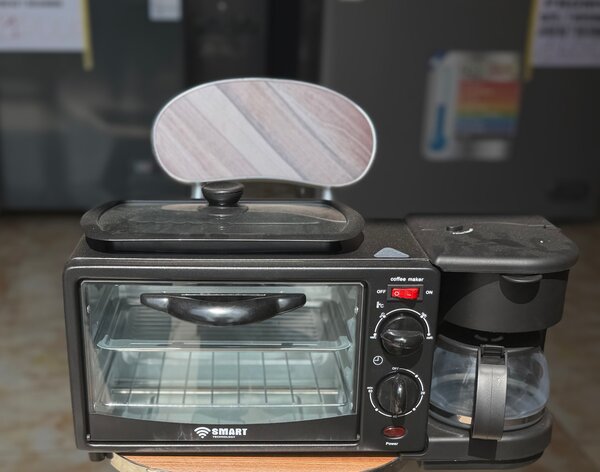 Four grille-pain multifonction