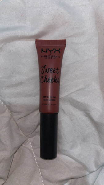 NYX Sweet Cheeks Blush