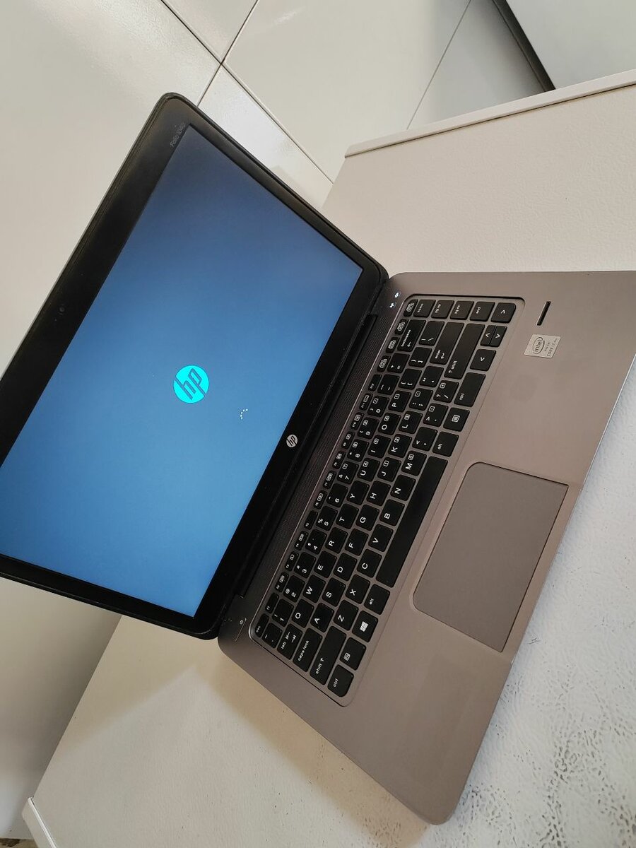 HP ELITEBOOK