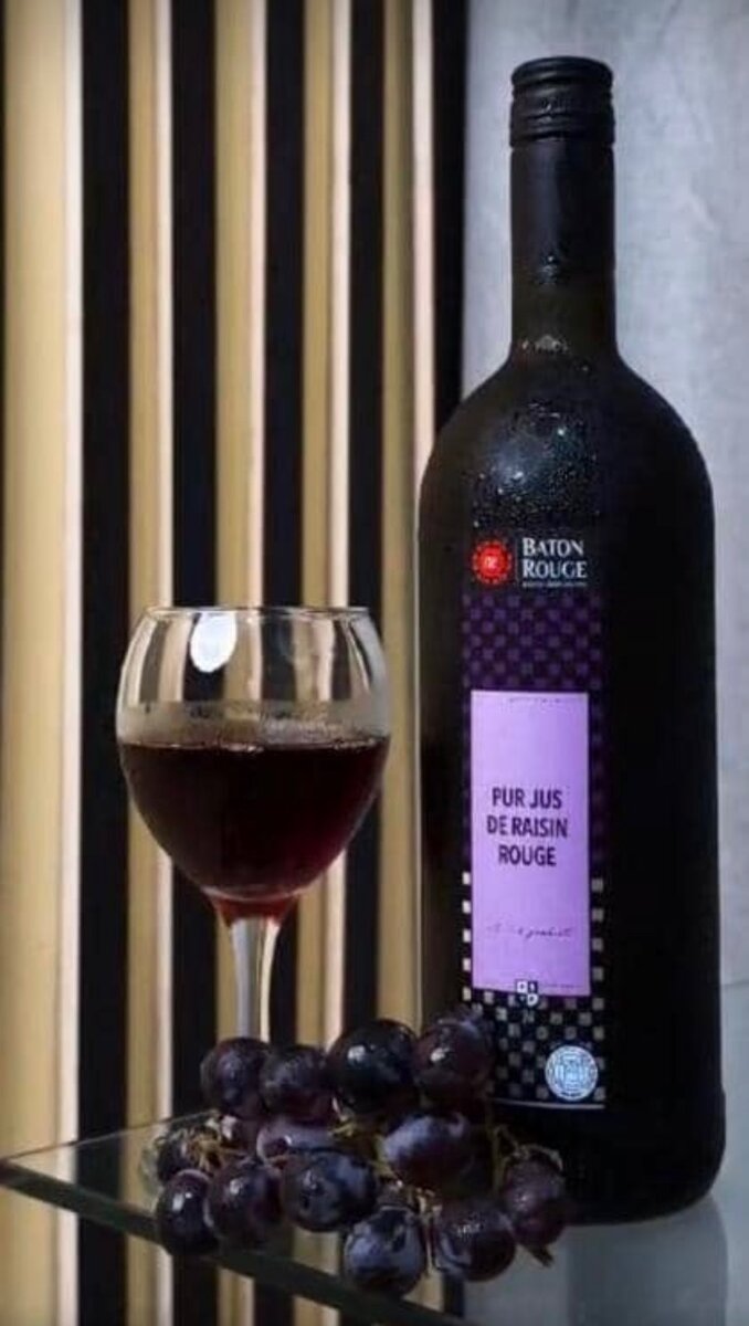 Donelli & Baton Rouge non alcoholic wine