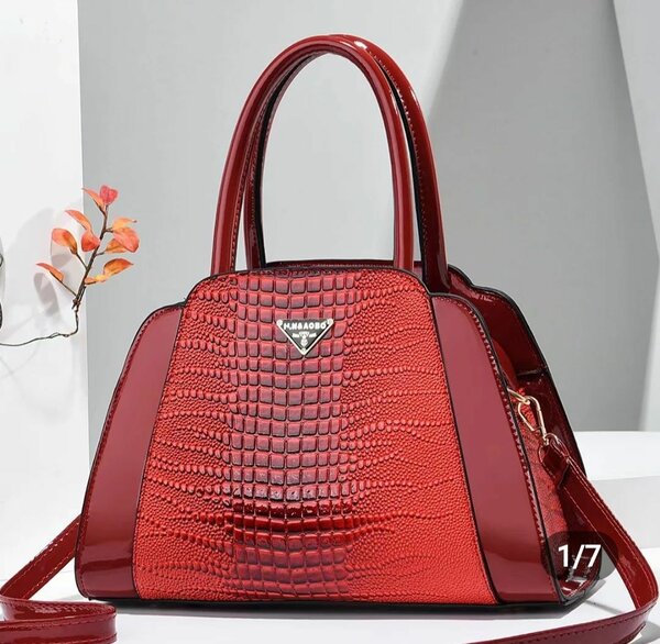 Classic alligator PU leather handbags for women