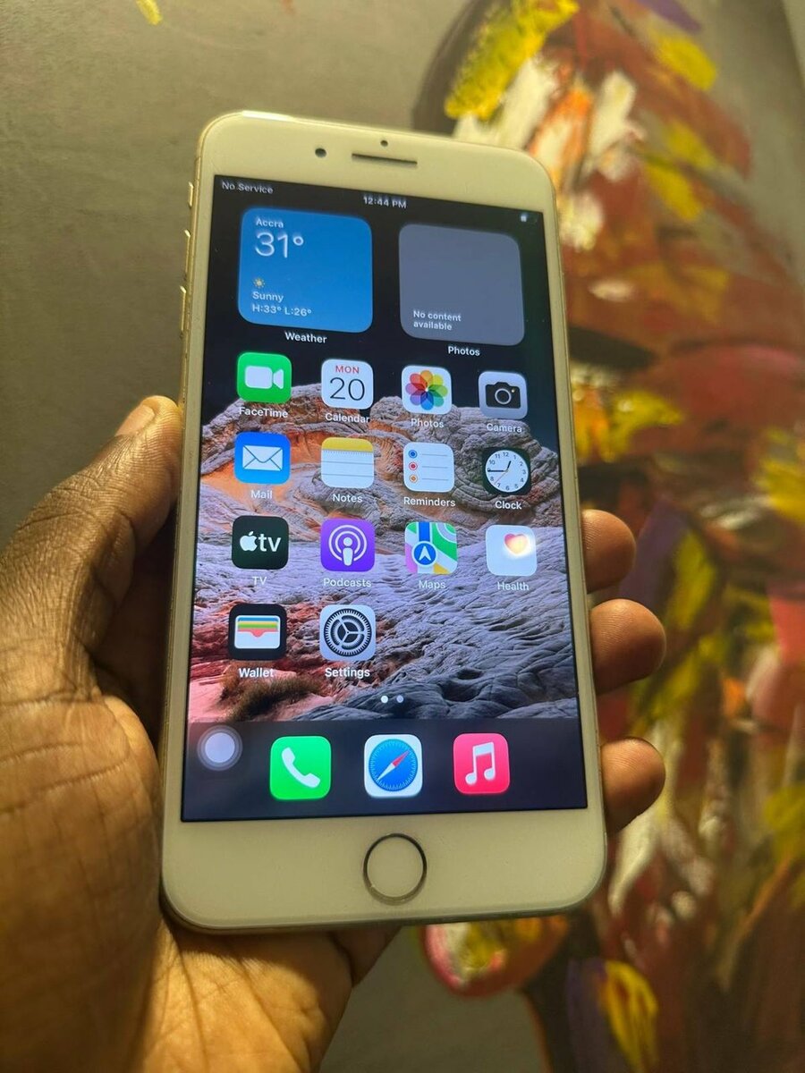 iPhone 7+ ( uk used )