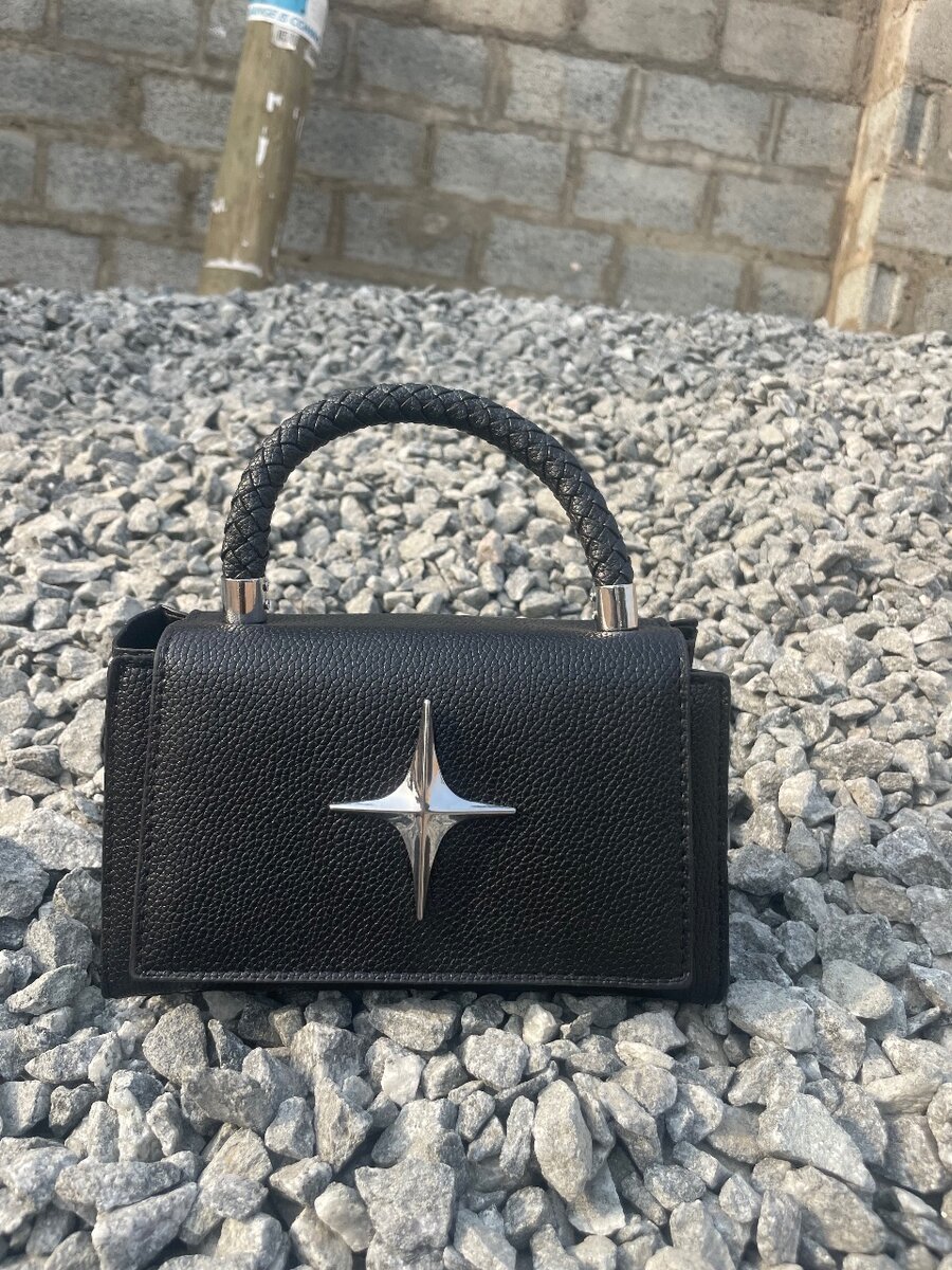Classy Handheld/Side bag