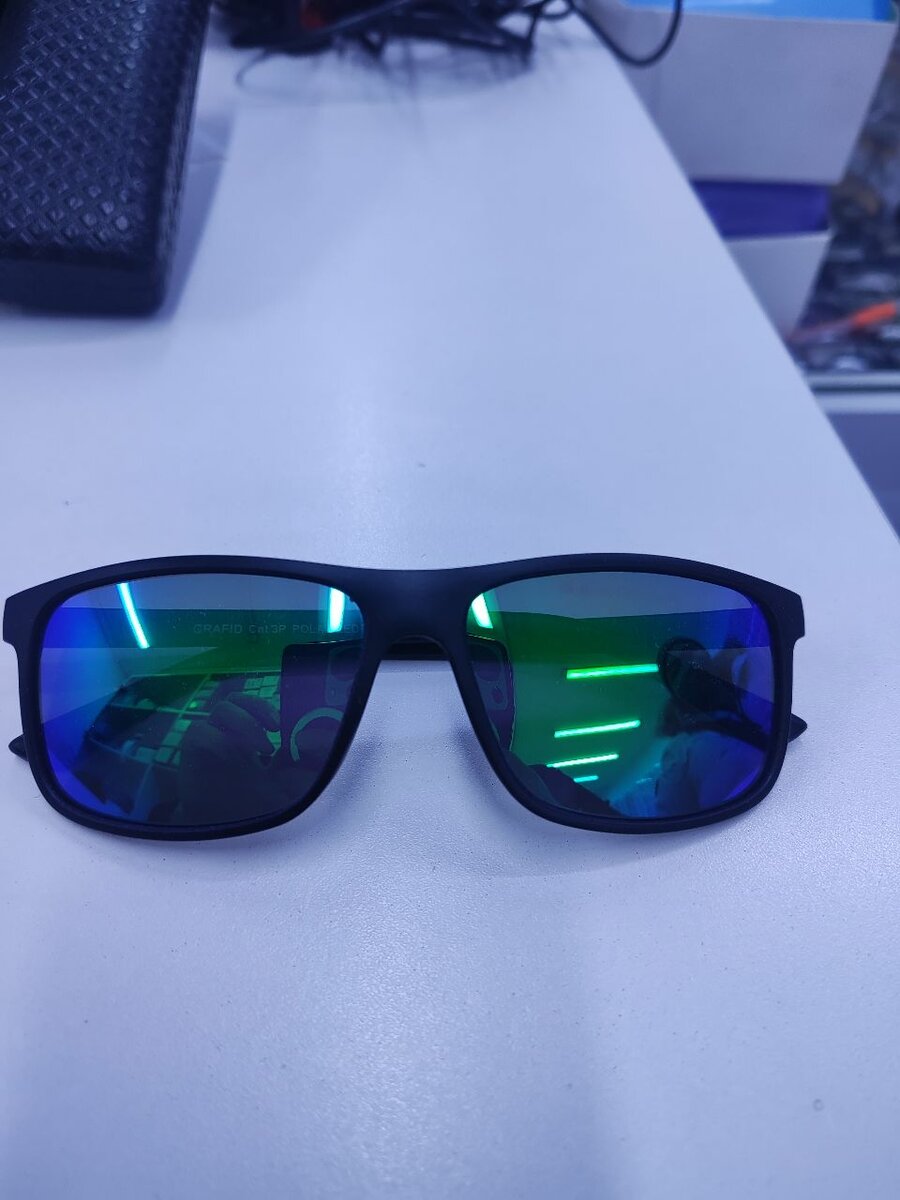 Солнцезащитные очки для вождения