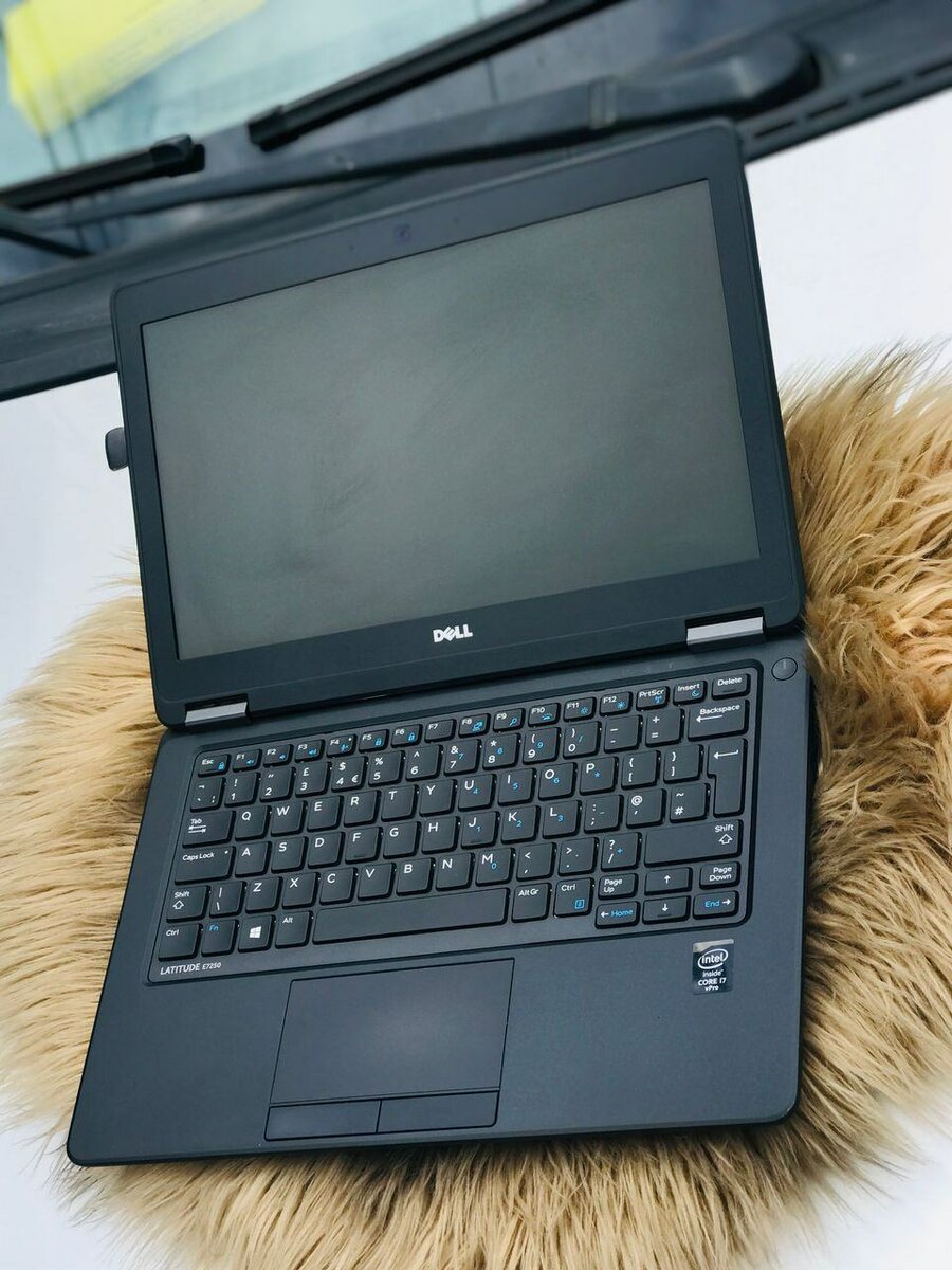 Dell Latitude E7250 ultrabook