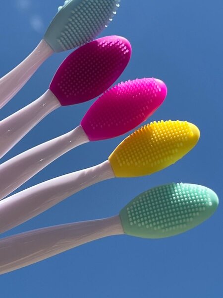 Brosse nettoyante silicone visage