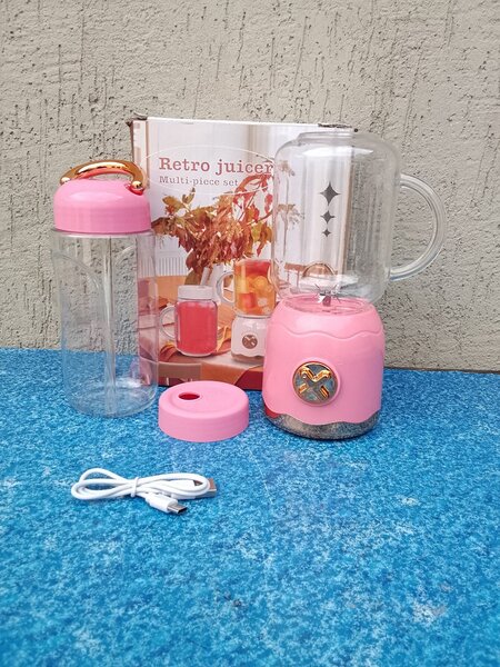 Blender portable rétro rose