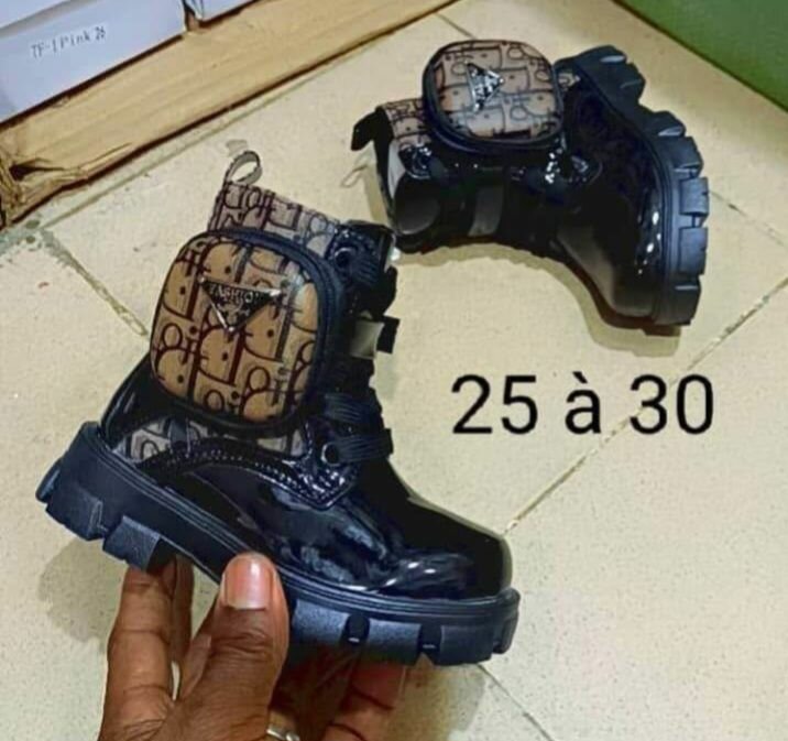 Bottes Enfant Lacées étanches