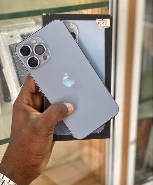 iPhone 13 Pro max 256GO Bleu