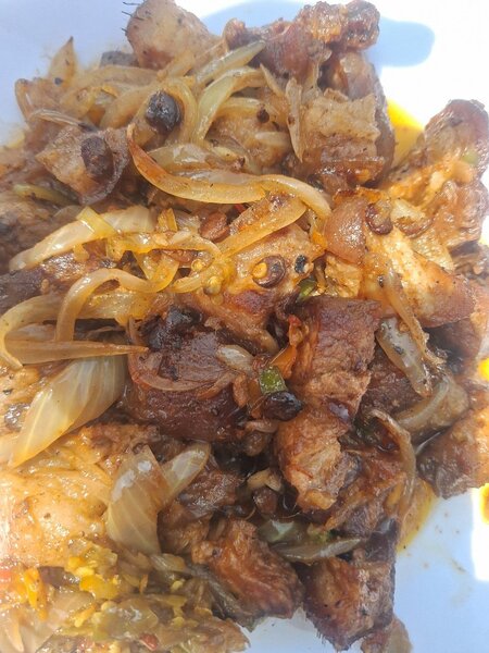 Porc Sauté aux Épices soumara