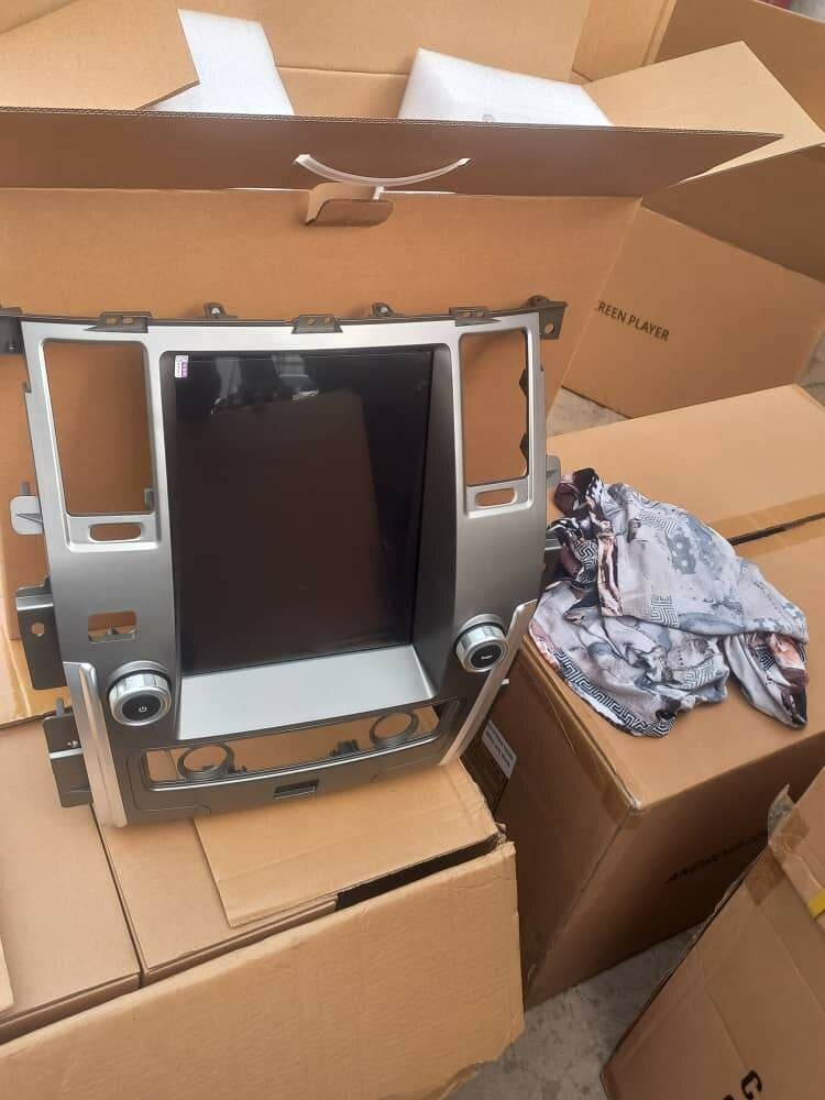 Nissan Patrol Tesla-Style