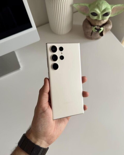 Samsung galaxy S23 Ultra neuf