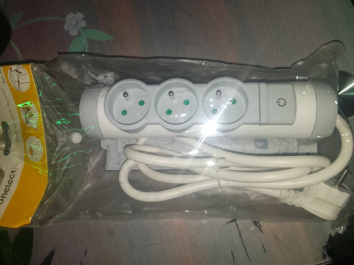 Bloc multiprise avec interrupteur