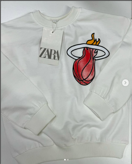 Свитшот ZARA шикарного качества