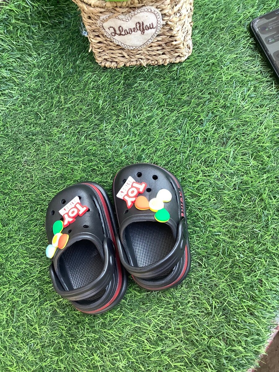 Baby sandals