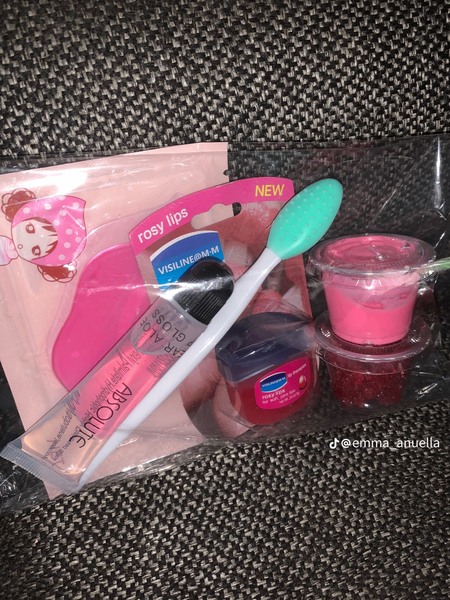 Produit de lèvre rose  résulta