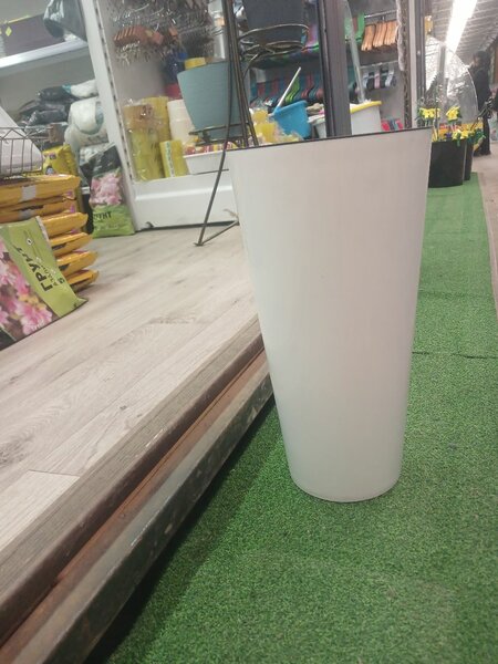 Кашпо для цветов