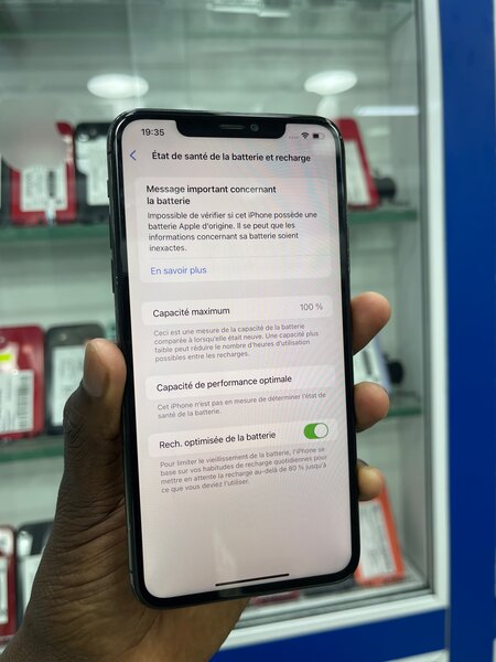 iPhone 11 Pro Max Gris Sidéral