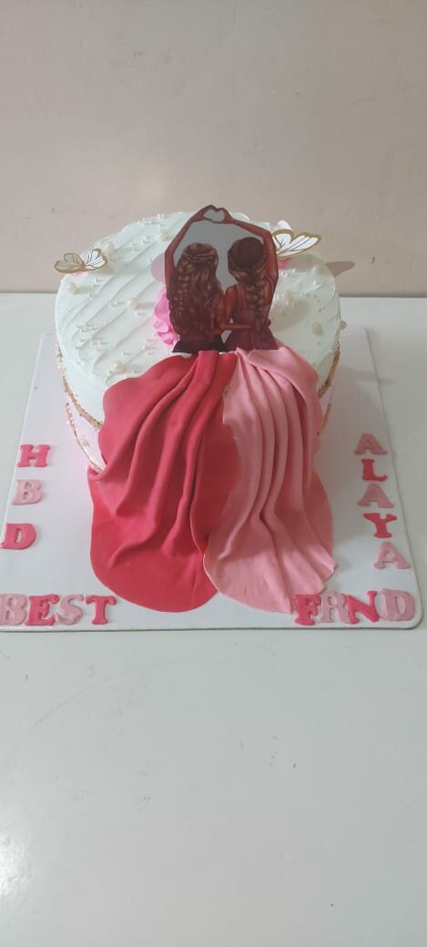 Customized Cakes