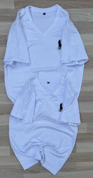 T-shirts assortis blancs pour famille