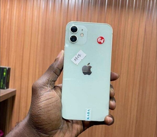 iPhone 12simple 64gb