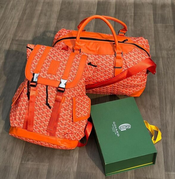 Sac à dos et sac de voyage élégants