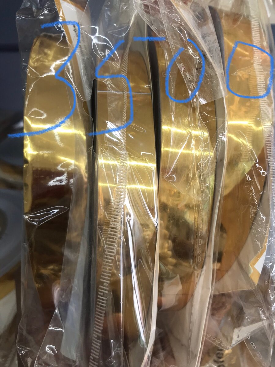 Ruban adhésif décoratif