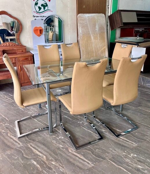 Table à manger 6 chaises