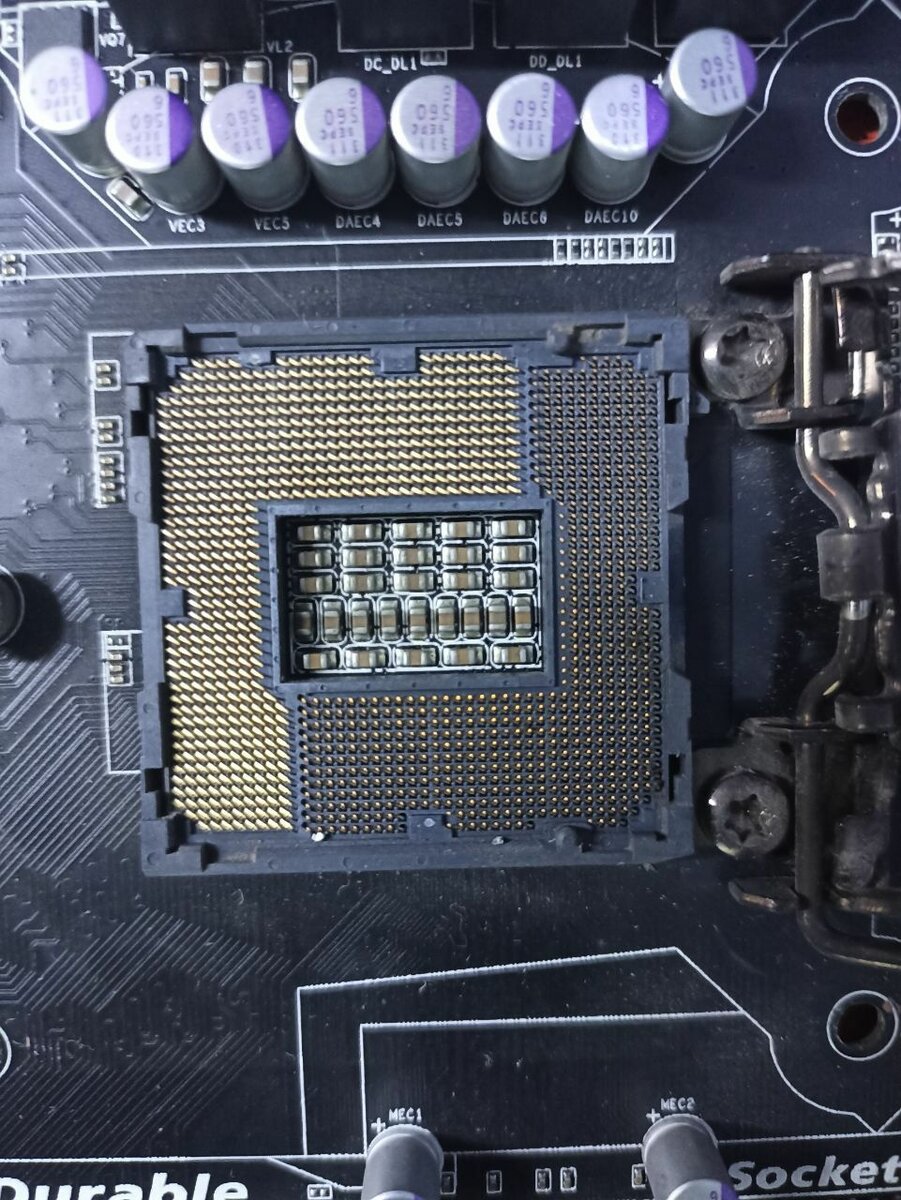 Материнская плата 1155 Gigabyte Ga-Z77X-UD3H