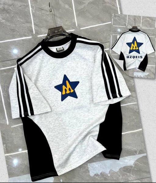 T-shirts avec motifs étoiles