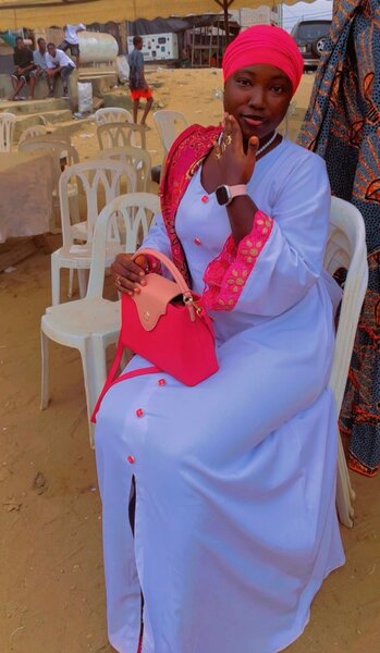 Robe longue blanche élégante