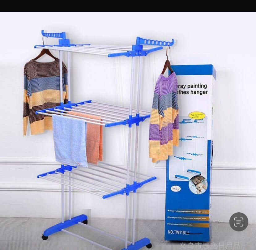 Clothes hanger