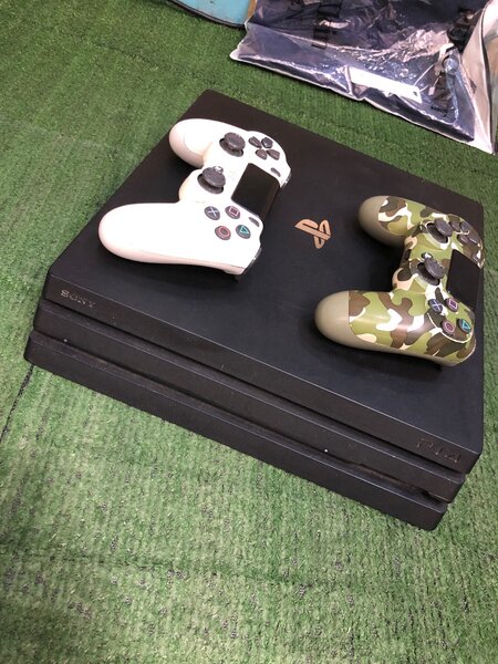 Ps4 pro 1terras