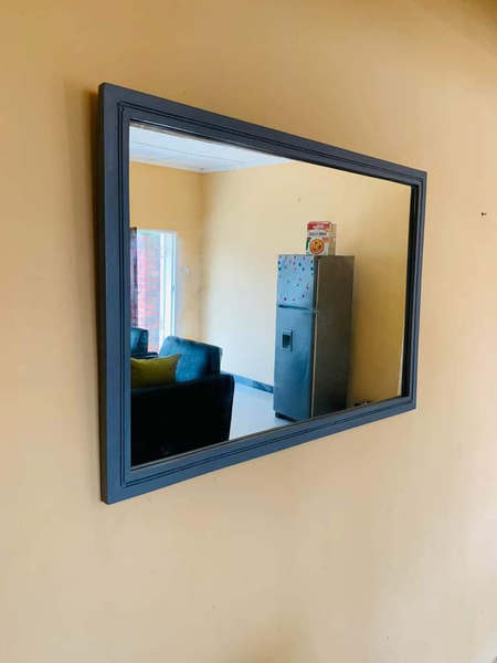 mirror in black frame 1mx64cm