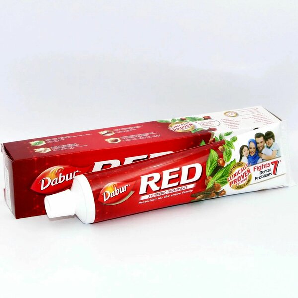 Dabur Red - лечебная зубная паста