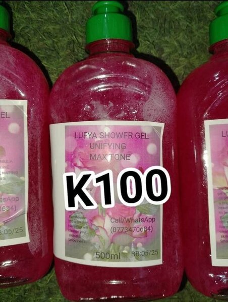 ORGANIC MAXITONE SHOWER GELS